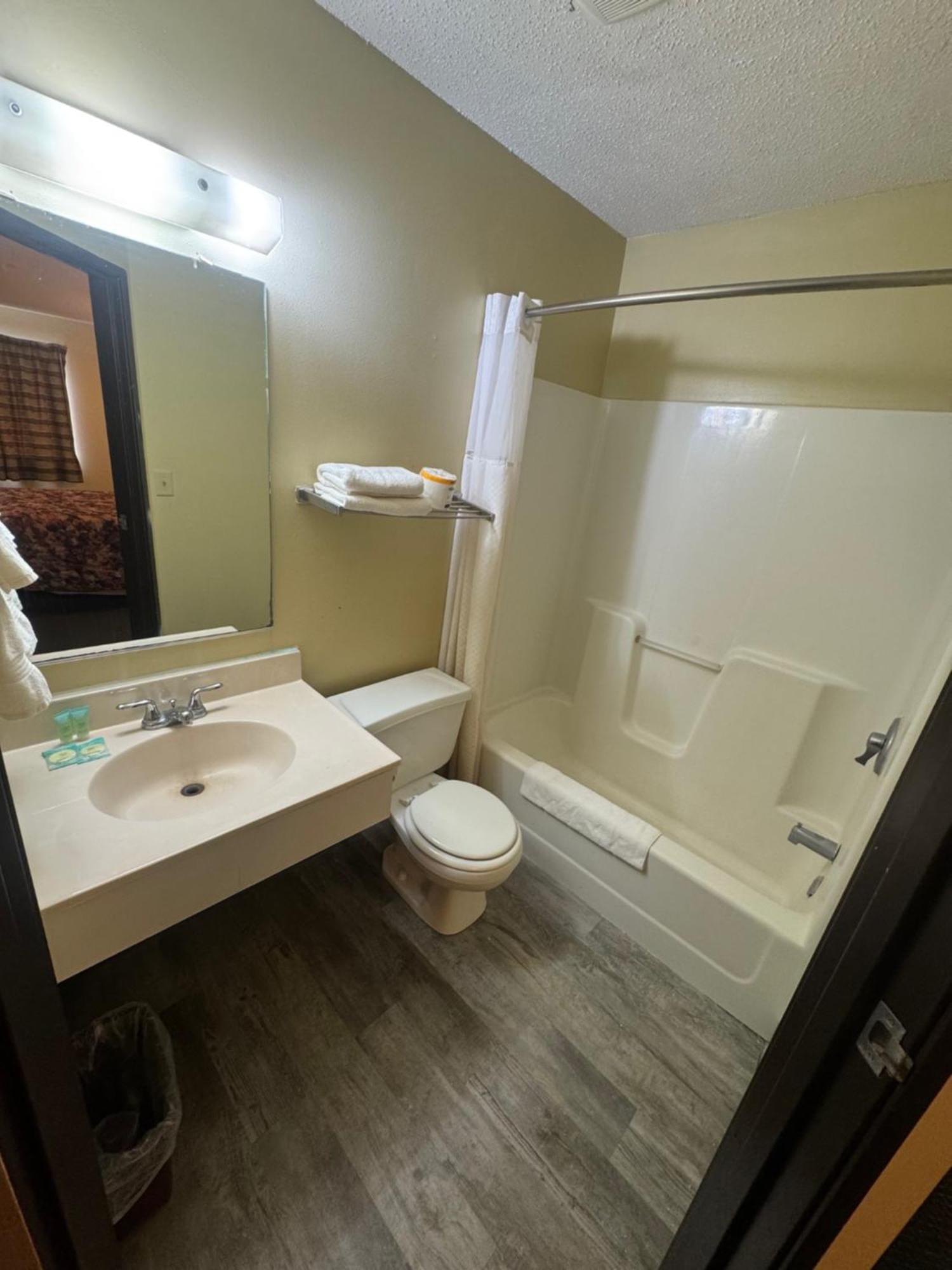 Smart Choice Inn Plankinton Extérieur photo